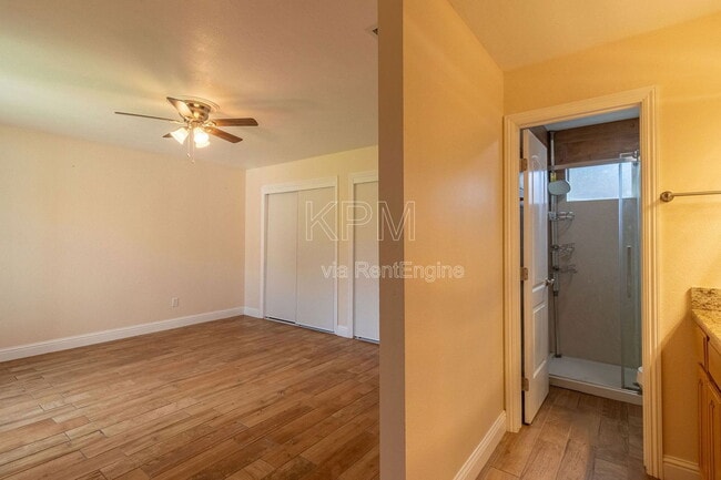 Building Photo - 2414 Shropshire Dr