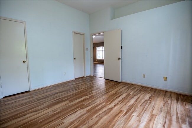 Building Photo - 46 N Rushwing Cir