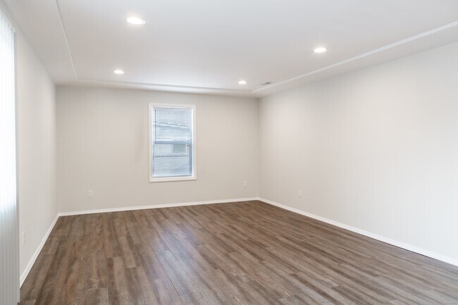 Building Photo - 13107 SE Division St