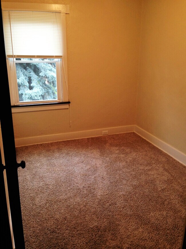 Building Photo - 435 Eureka St