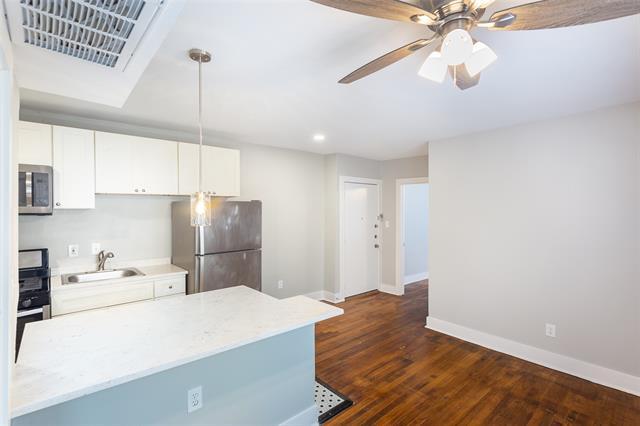 Building Photo - 4810 Live Oak St