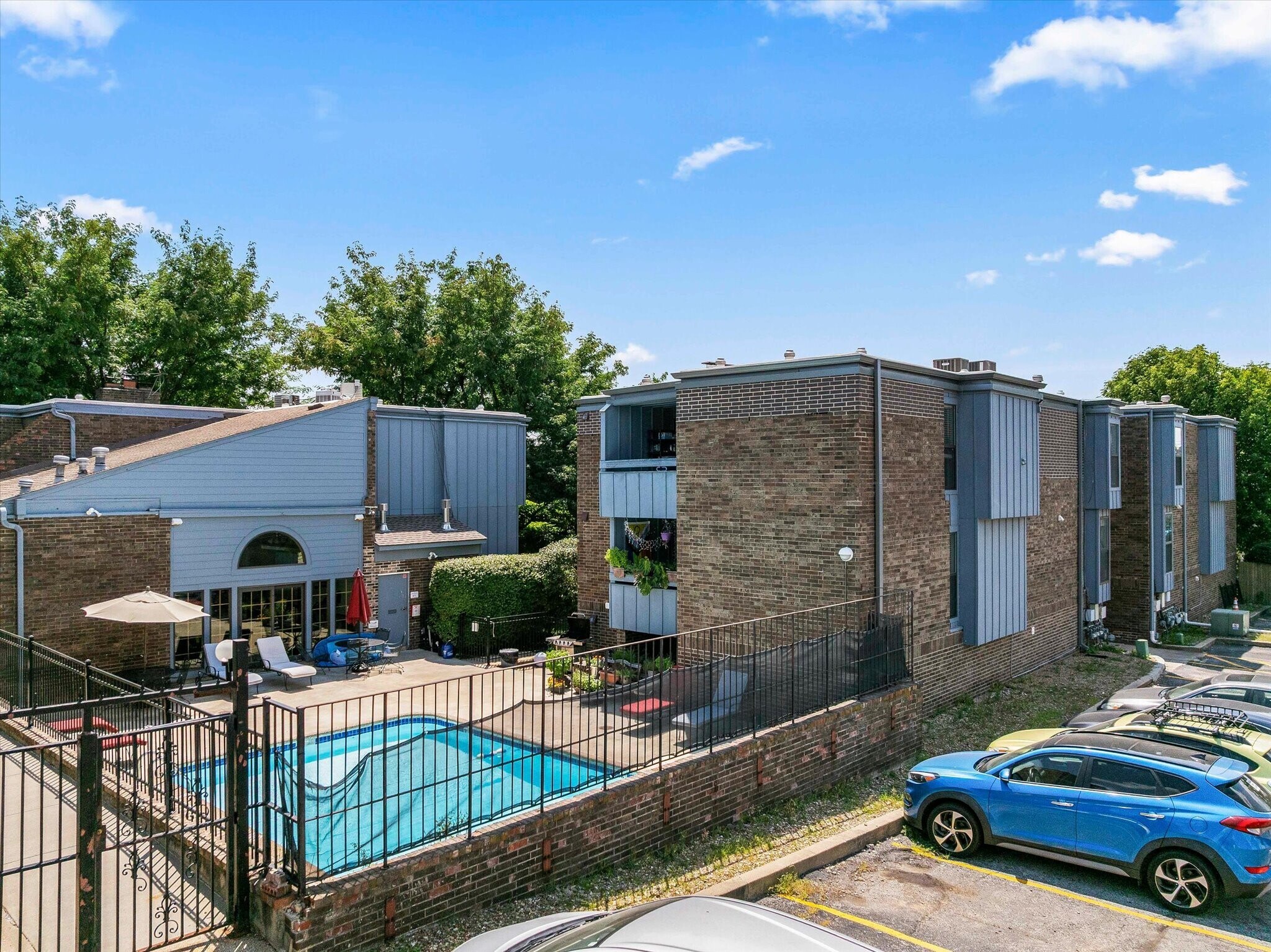 Building Photo - 4056 Warwick Blvd