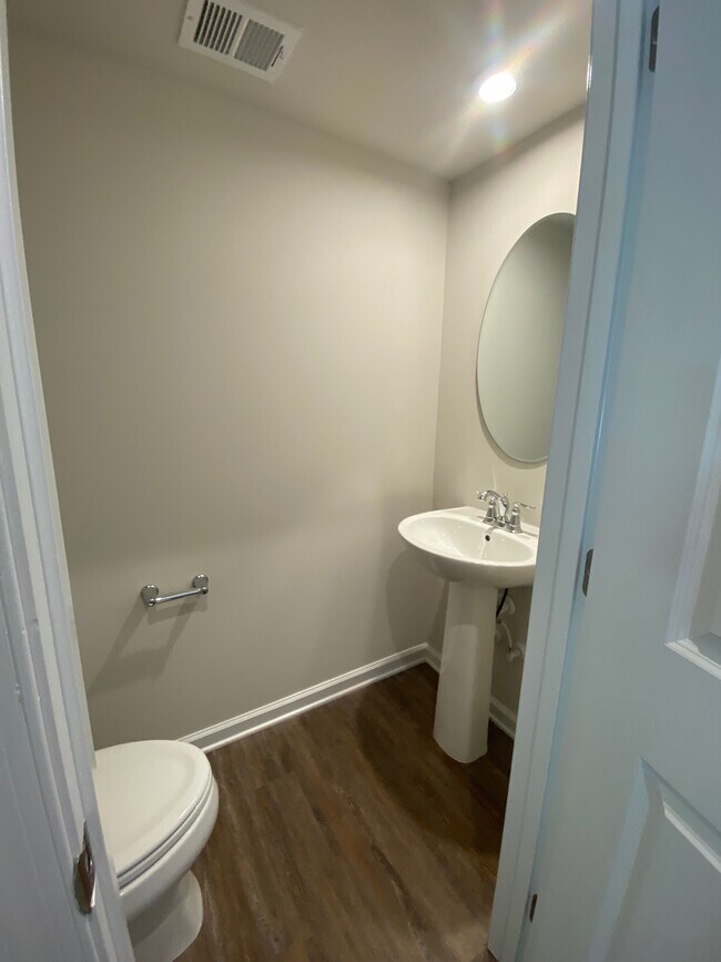 Building Photo - 126 Bicameral Ln