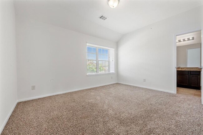 Building Photo - 3646 Aldridge Dr