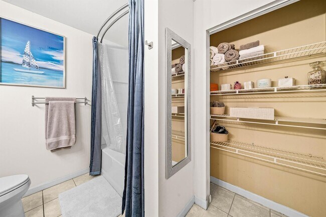 Building Photo - 11720 St Andrews Place St