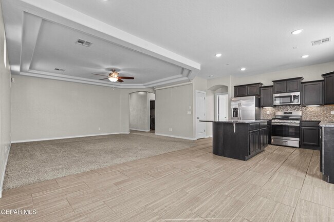 Building Photo - 12640 Mary Ponce Rd