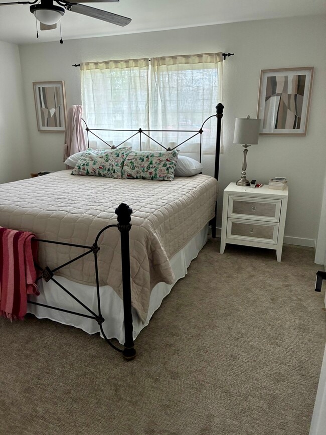 Building Photo - Owyhee St