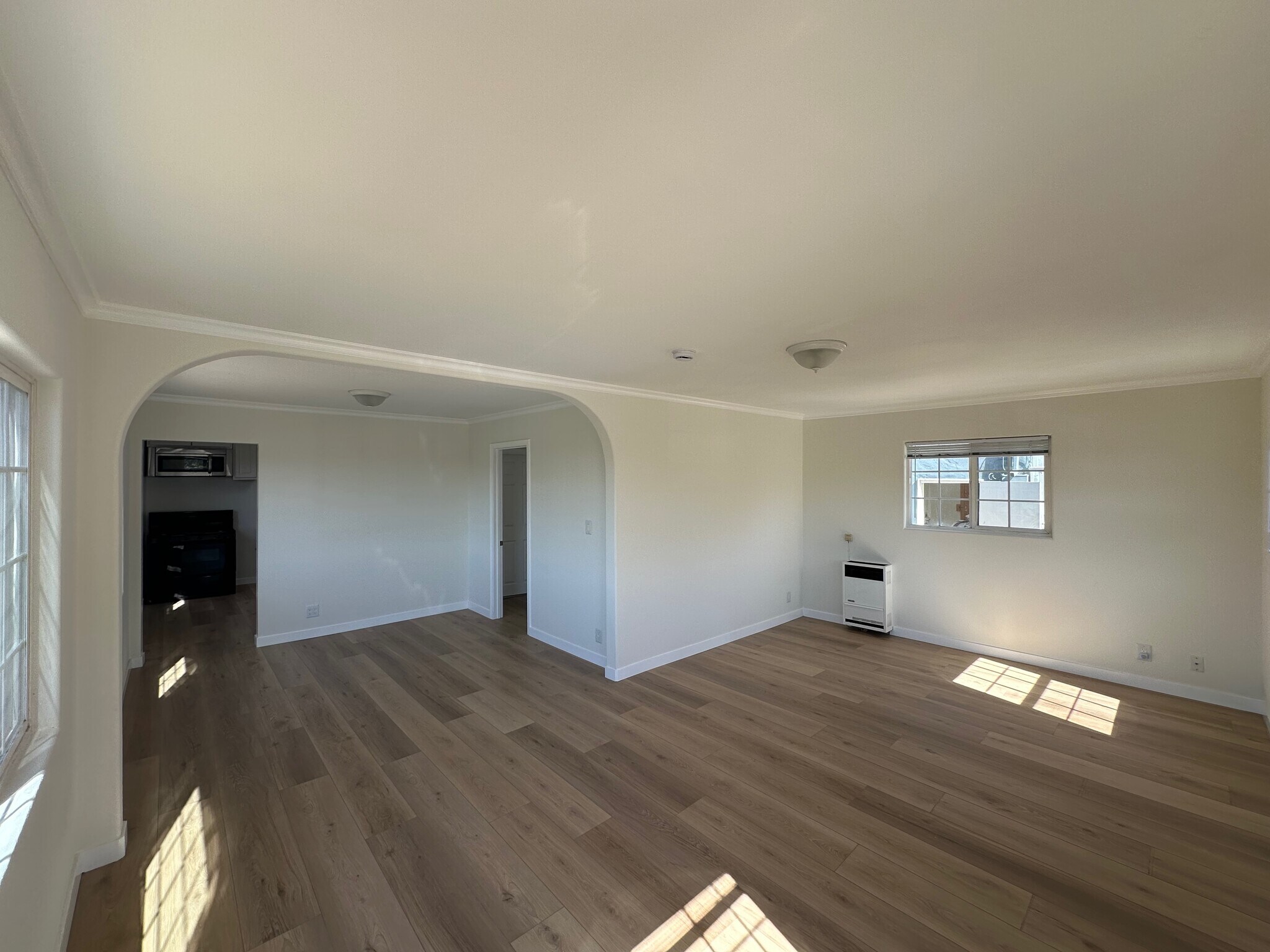 Building Photo - 3513 Loosmore St