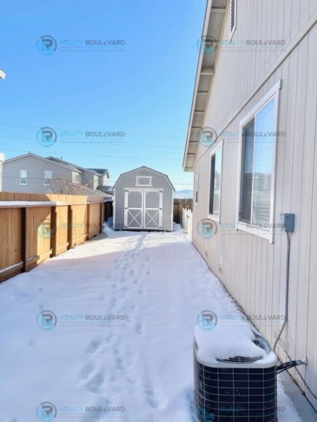 Building Photo - Charming 3-Bedroom Home in Sky Vista Villa...
