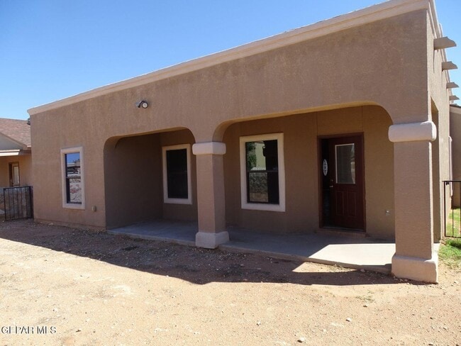 Building Photo - 3309 Garden Point Dr