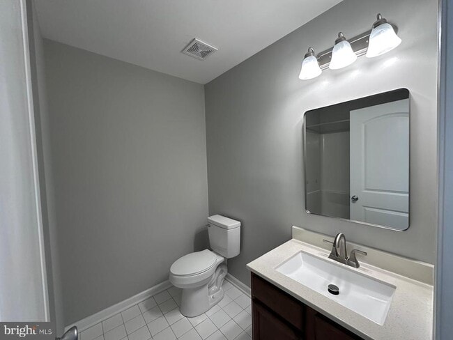 Building Photo - 220 South St