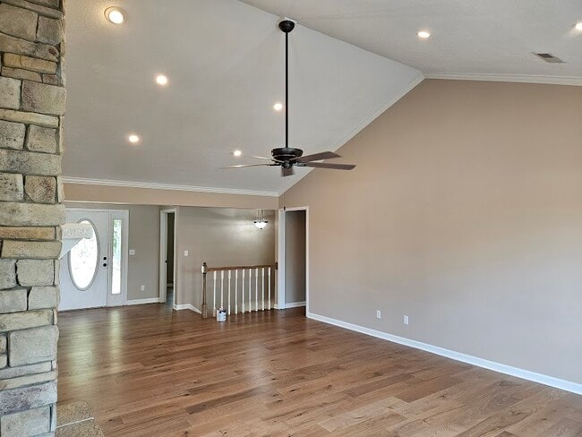 Building Photo - 350 Swindall Cir