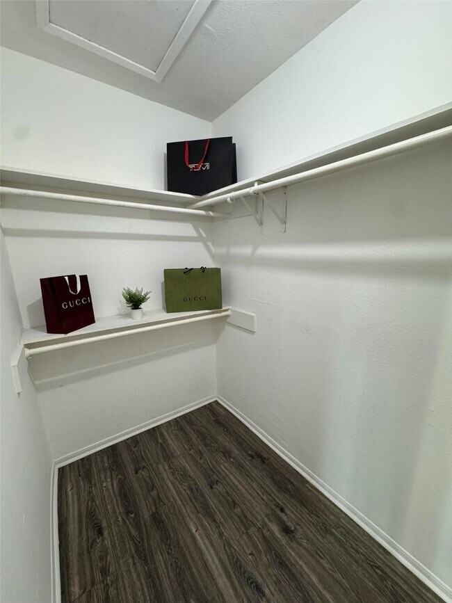 Building Photo - 2001 Bering Dr