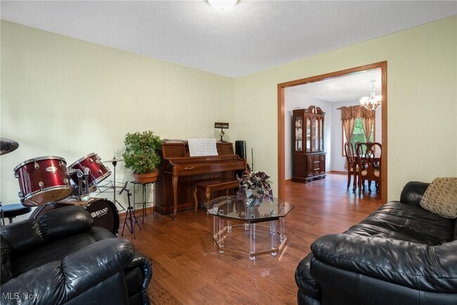 Building Photo - 4038 W Abbey Cir