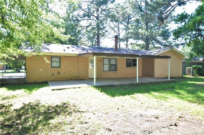 Building Photo - 334 Dee Dr