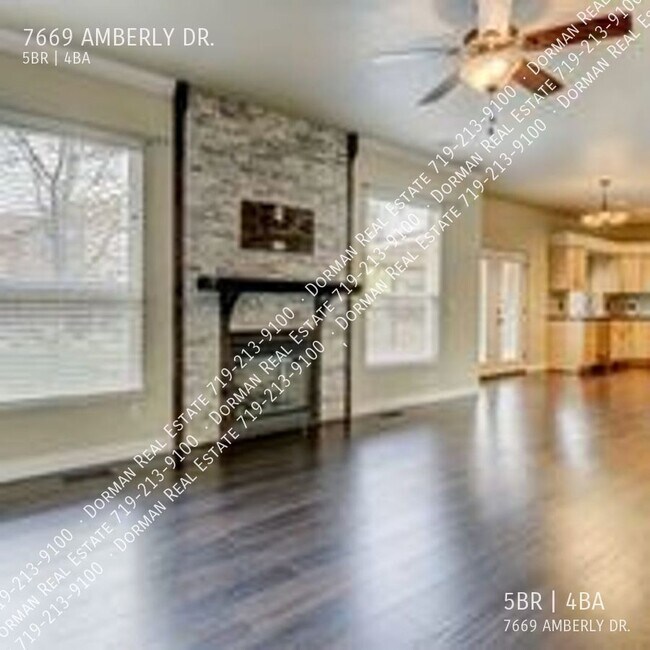 Building Photo - 7669 Amberly Dr