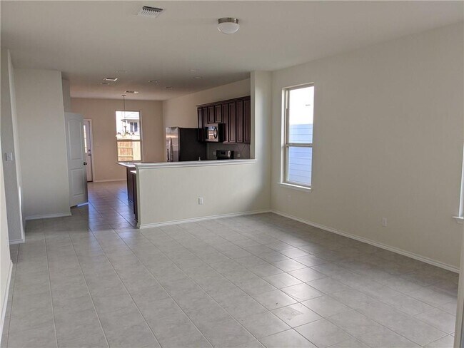 Building Photo - 1013 Cliffbrake Wy