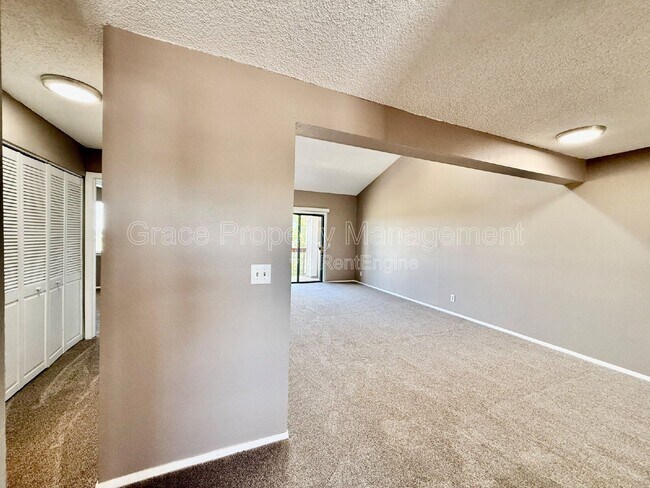 Building Photo - 8635 Clay St