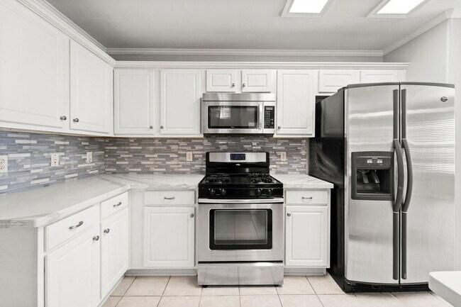 Building Photo - 26 Musgrove Pl