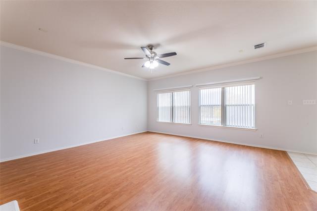 Building Photo - 8417 Robertson Dr
