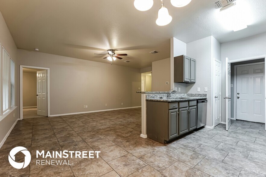 Building Photo - 7319 Trance Ln