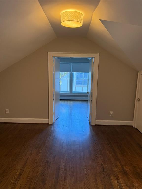 Building Photo - 719 Elkmont Dr NE