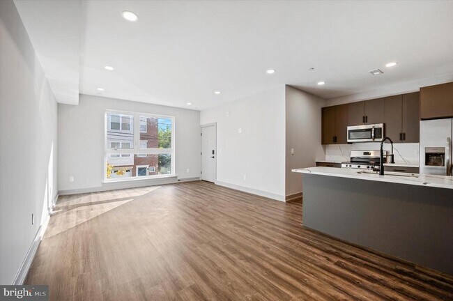 Building Photo - 1426 N 7th St