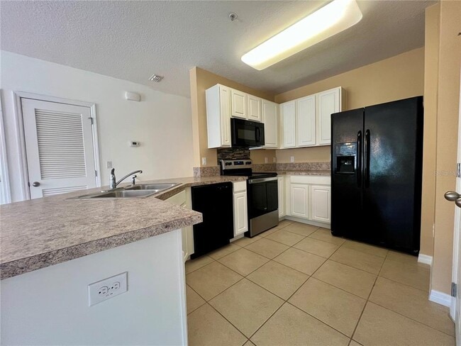 Building Photo - 3648 Seneca Club Loop