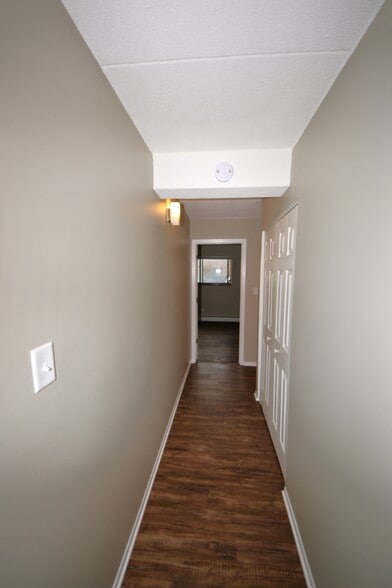 Building Photo - 7335 Tiffany Dr