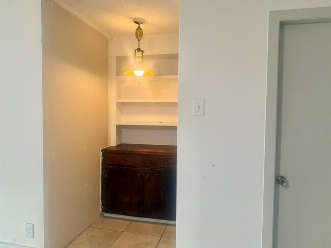 Building Photo - 1509 Ronson Rd