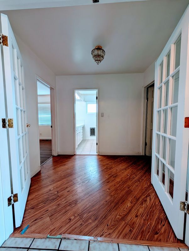 Building Photo - 1308 Claremont Pl