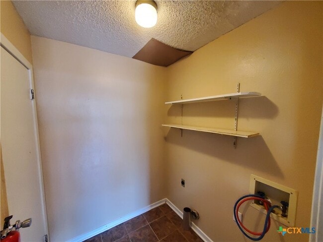 Building Photo - 1308 Covey Ln