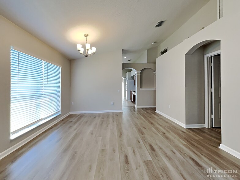 Building Photo - 30342 Grymes Dr