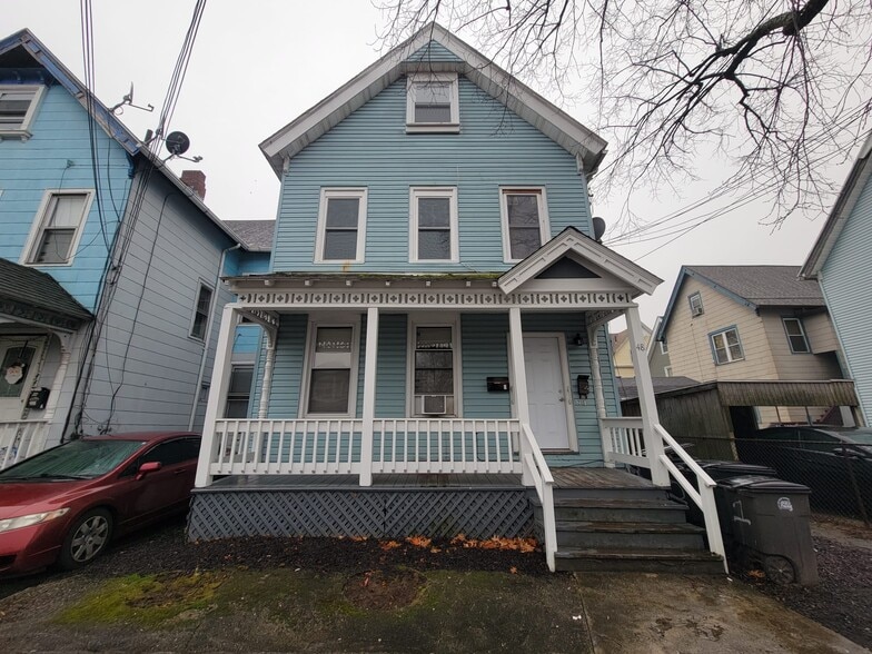 Building Photo - 48 2nd St