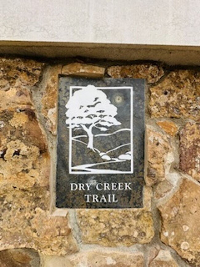 Building Photo - $2,650 Plum Tree 3 Bd + flex Home, Solar Panels & Battery, NEW Build - Clovis & Shepherd Ave.