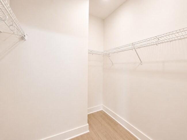 Building Photo - 1389 Meridian St