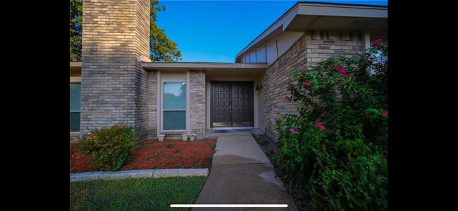 Building Photo - 6403 Apache Ct