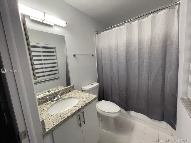 Building Photo - 312 NW 114th Ave