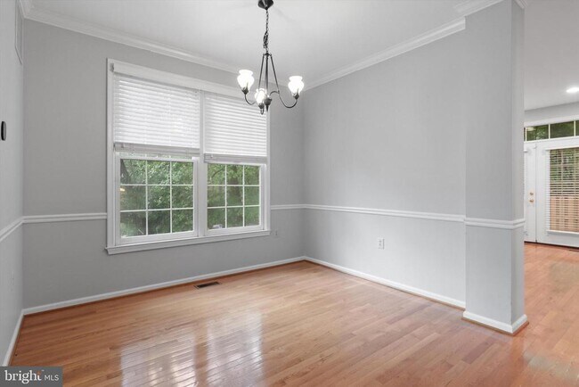 Building Photo - 11300 Fairwind Way