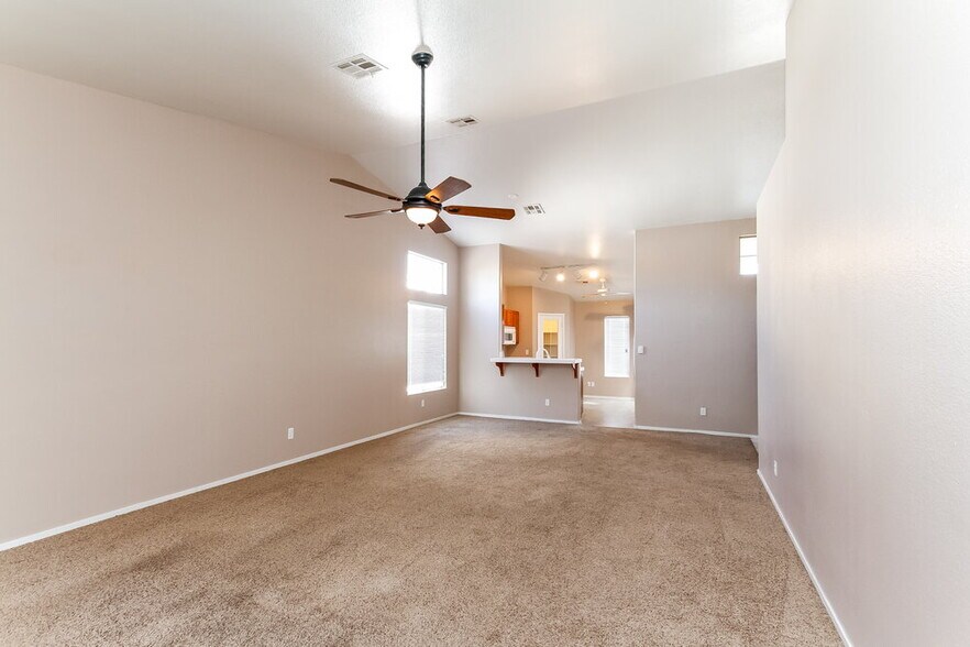 Building Photo - 3829 Fall Oaks Ct