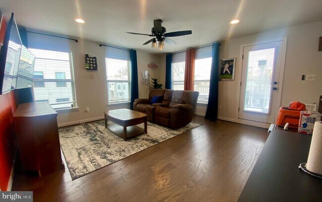 Building Photo - 5130 Randolph Rd