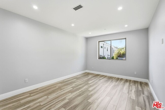 Building Photo - 6717 Sunnyslope Ave