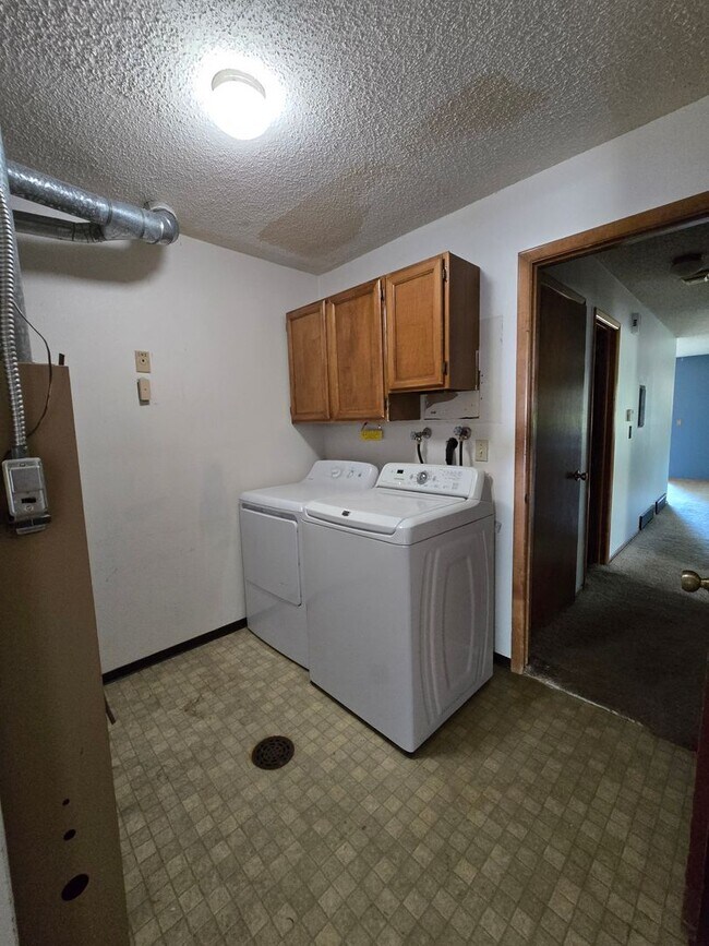Building Photo - First Floor One Bedroom Condo in Lafayette, CO!