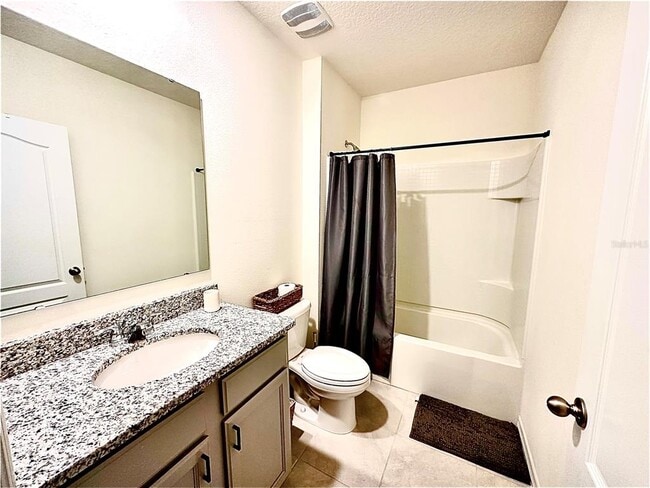 Building Photo - 5235 Mahogany Dr