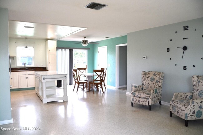Building Photo - 1400 Glen Haven Dr