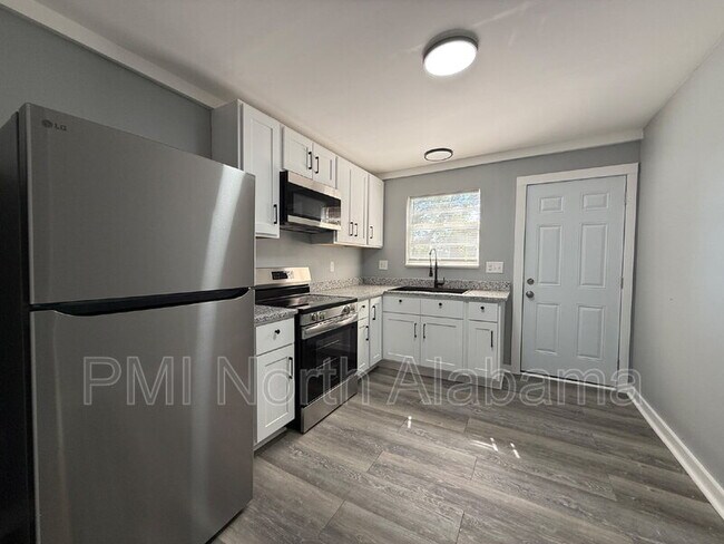 Building Photo - 3606 Mc Vay St SW
