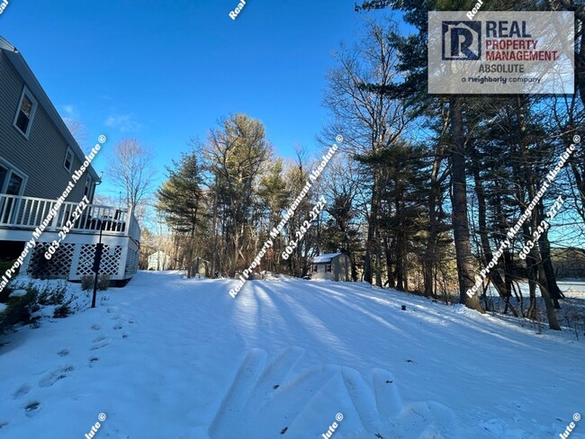 Building Photo - 44 Pinewood Rd