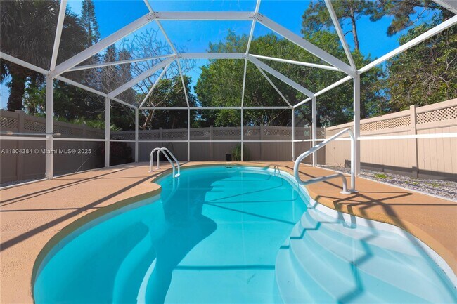 Building Photo - 5800 Rambler Rose Way