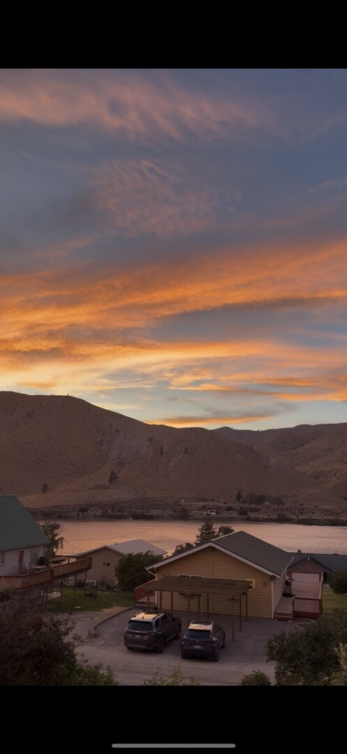 Building Photo - Luxurious Fully Furnished 3-Bedroom, 4-Bathroom Home – Move-In Ready!