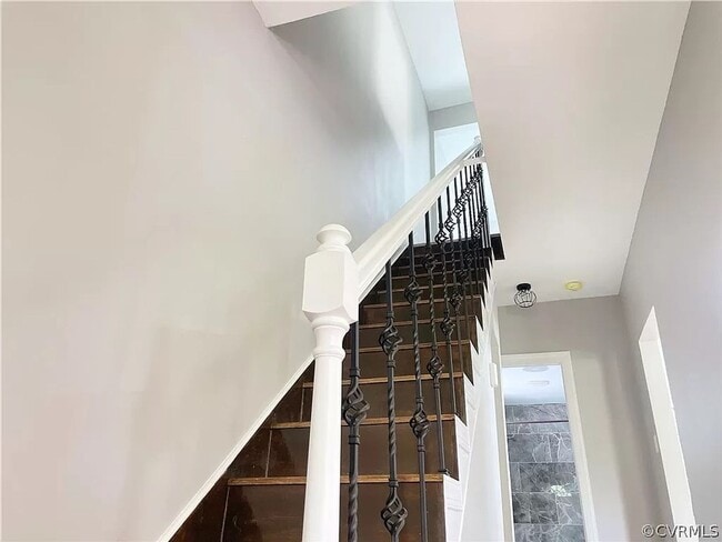 Building Photo - Beautiful Newly Renovated Home Available D...